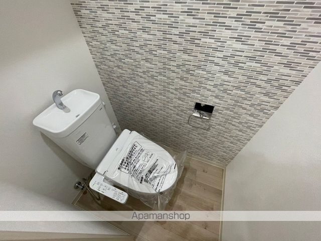 地下鉄千日前線 新深江駅 徒歩4分 3階建 築2年のトイレ写真