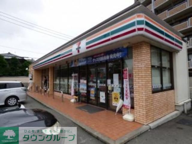 コンビニ　セブンイレブン福岡三宅3丁目店（コンビニ）まで1010m