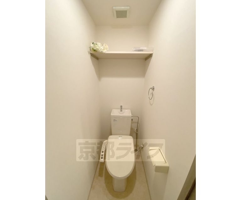 トイレ　洗浄機能付きトイレです。