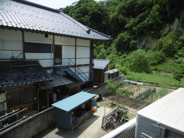 眺望　画像は205号室です（参考）