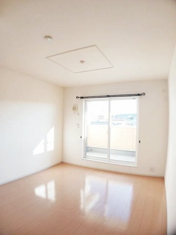 ＪＲ青梅線 昭島駅 徒歩22分 3階建 築13年の内装写真
