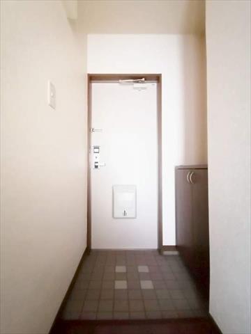 サンライズの玄関写真