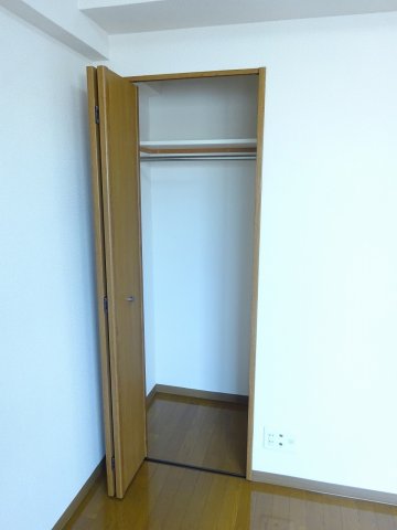 収納　お荷物の多い方でも安心のクローゼット付き♪
