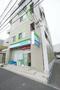 コンビニ　ファミリーマート都筑ふれあいの丘駅前店（コンビニ）まで140m