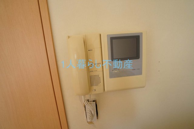 セキュリティ　モニター付きインターホンです