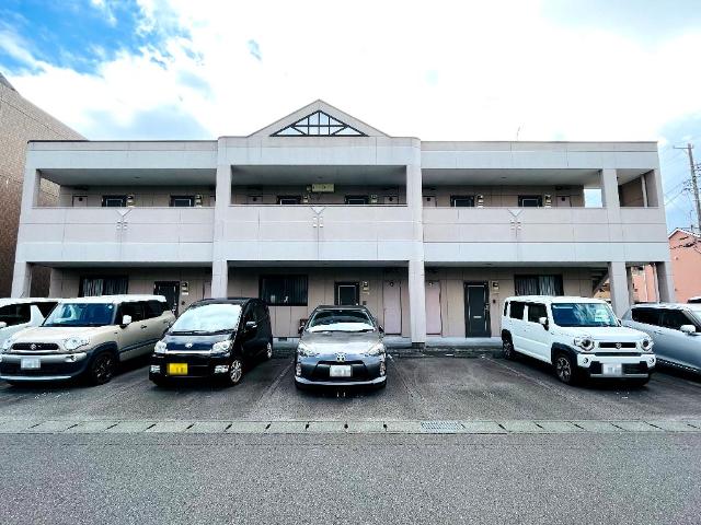 建物外観　外観写真（昼）