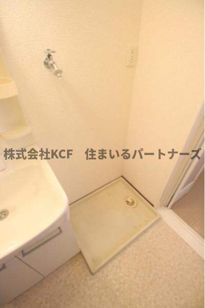 洗面設備　ゆったりとスペースのある洗面所