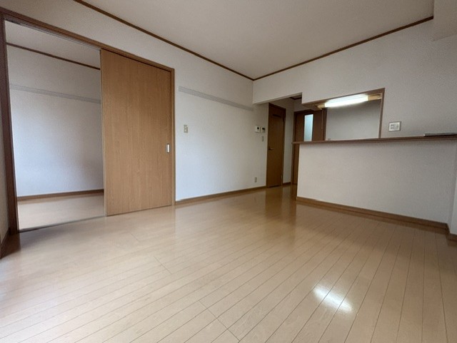 ＪＲ仙石線 榴ケ岡駅 徒歩7分 2階建 築17年の居間写真