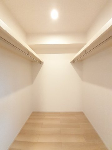 ＪＲ高山本線 越中八尾駅 徒歩20分 2階建 築5年の内装写真