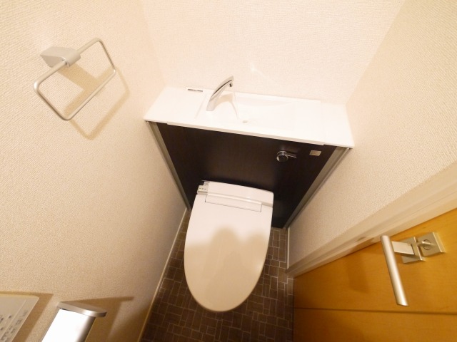 トイレ　トイレもきれいです
