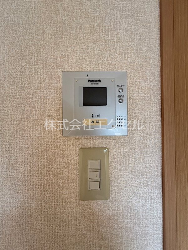 セキュリティ　同建物・同タイプの別部屋の写真