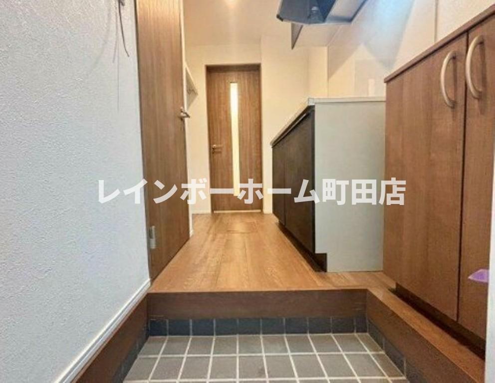 玄関　※別部屋参考画像