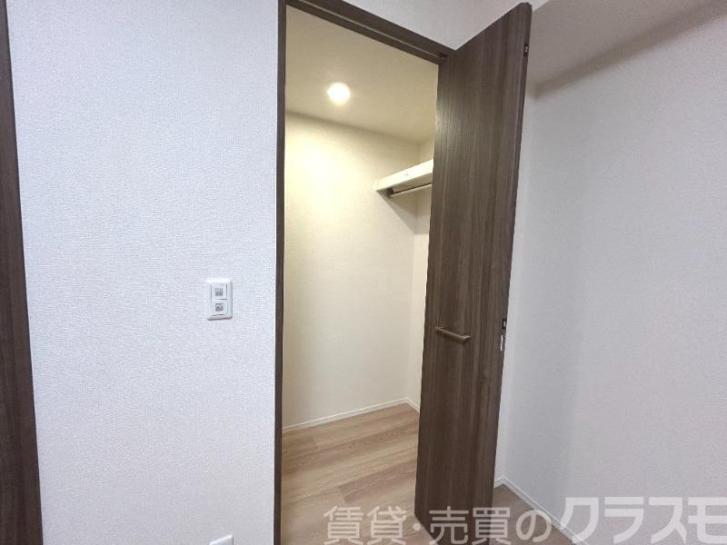 収納　ウォークインクローゼット