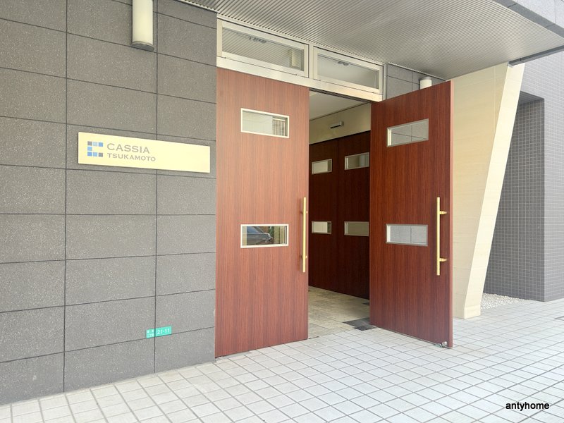 ＪＲ東海道本線 塚本駅 徒歩3分 14階建 築21年の外観写真