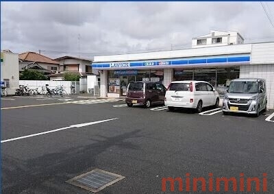 コンビニ　ローソン吹田岸部北三丁目店（コンビニ）まで65m