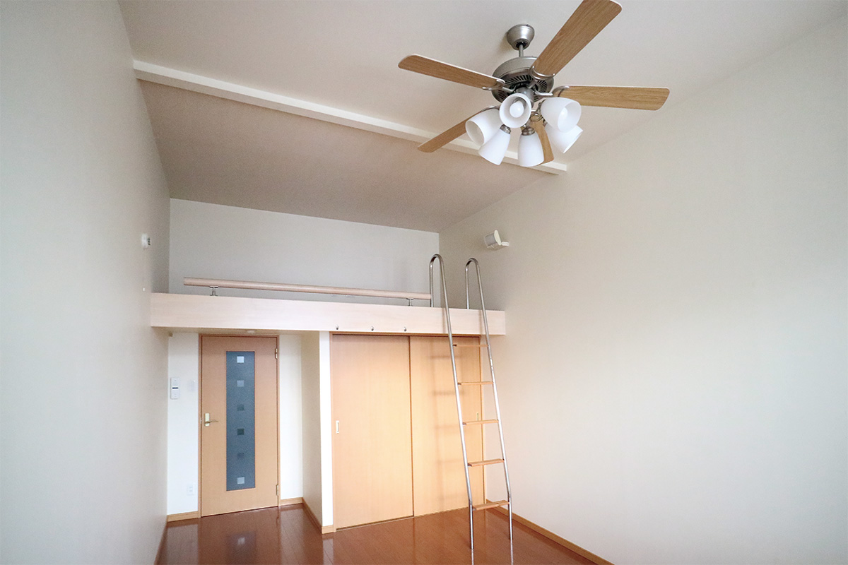 居室・リビング　※写真は同物件の別部屋です