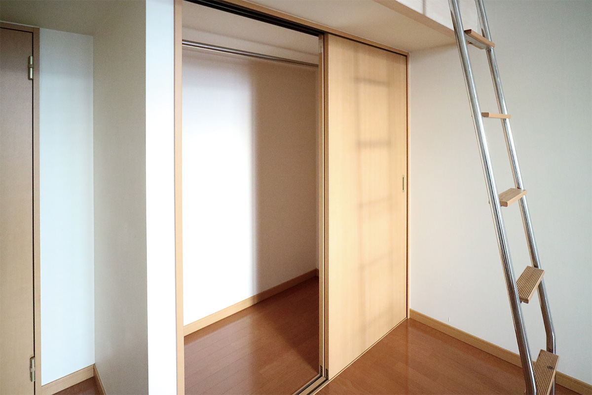 収納　※写真は同物件の別部屋です