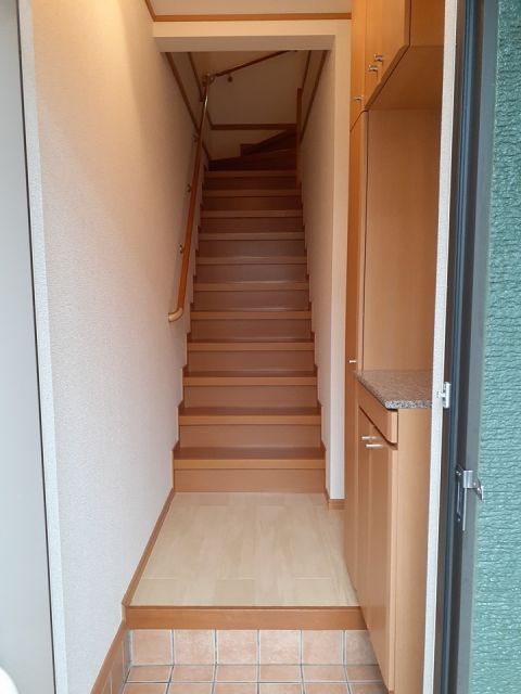 ハイツ クレインの玄関写真