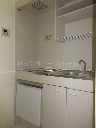 キッチン　※別号室参考写真
