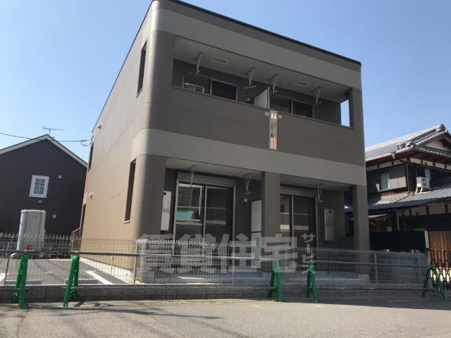 建物外観　外観写真（昼）