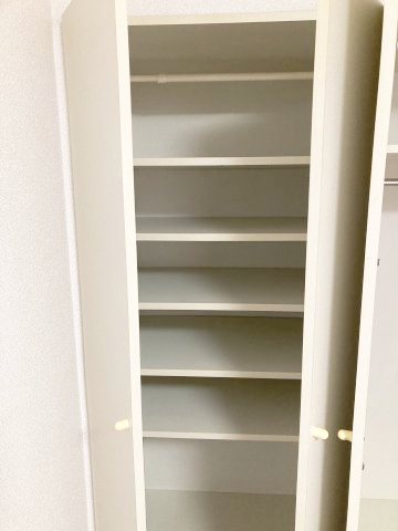 その他　収納は各室についています