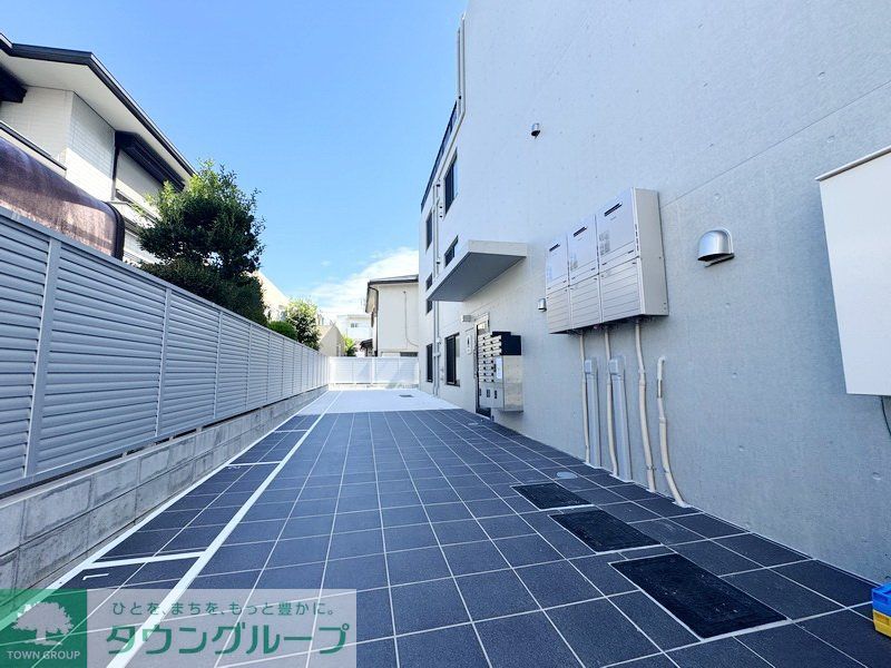 エントランス　外観