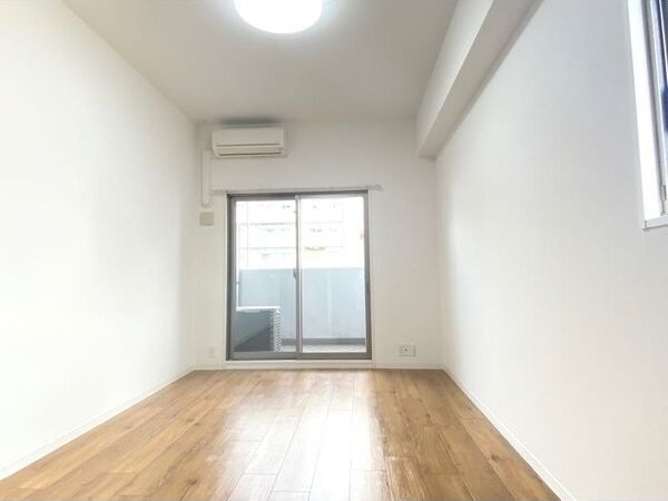 居室・リビング　※写真は同じマンションの違う部屋のものになります。