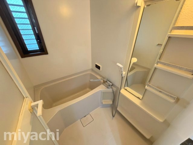 ＪＲ高徳線 勝瑞駅 徒歩39分 3階建 築29年の風呂写真