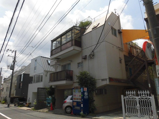 メゾンタネムラ