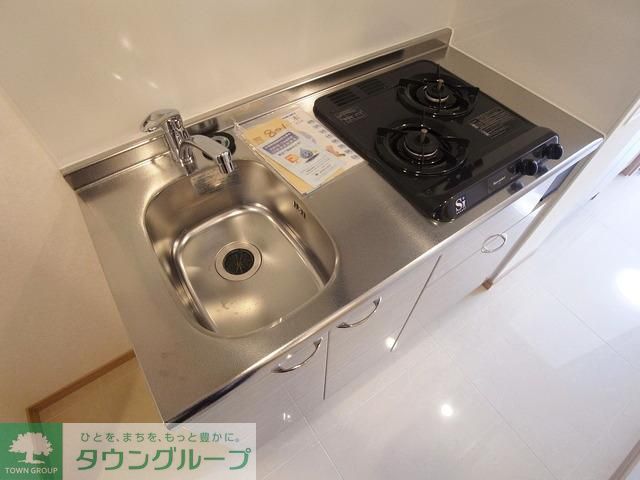 キッチン　★２面採光で明るいお部屋★