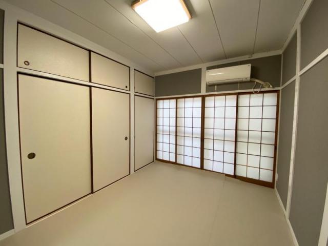 retro plus 木太町の内装写真
