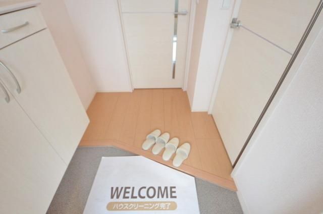 玄関　★お部屋探しは株式会社タウンハウジング東京まで★