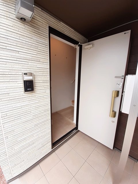 グランライト IIの玄関写真
