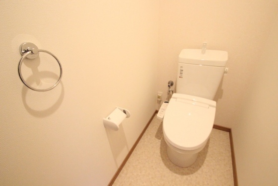 トイレ　※別部屋の写真です