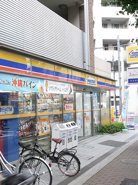 コンビニ　ミニストップ（コンビニ）まで350m
