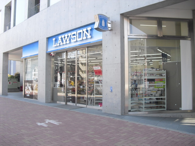 コンビニ　ローソン中野本町二丁目店（コンビニ）まで347m