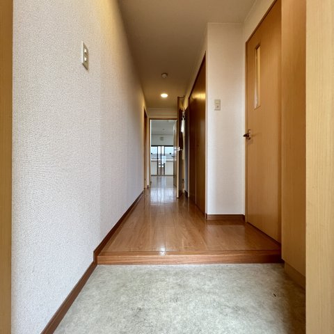 玄関　同仕様タイプです