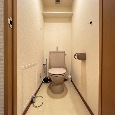 トイレ　同仕様タイプです