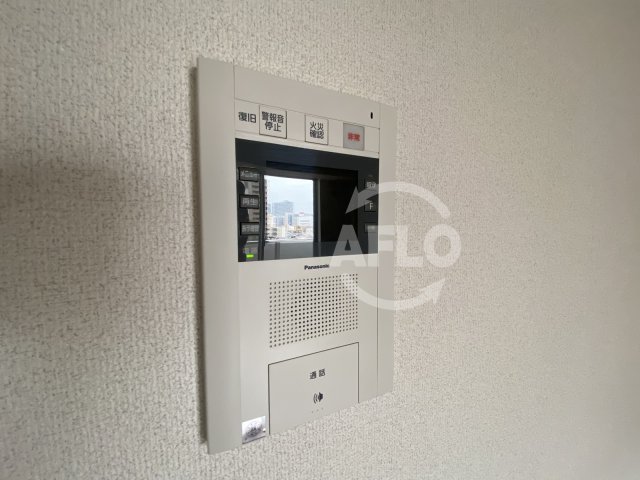 セキュリティ　アデニウムタワー梅田イーストスクエア　TVモニター付きインタ