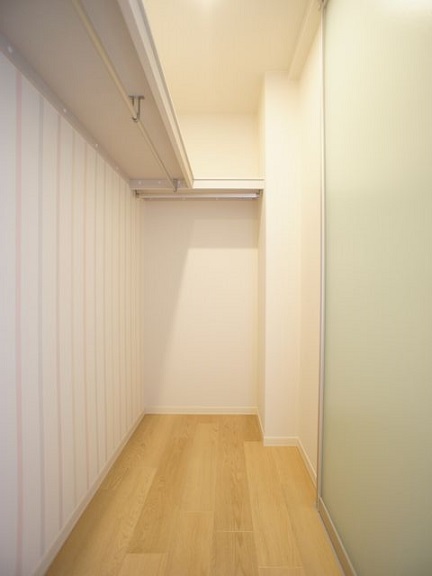 収納　ウォークインクロゼット付きでお部屋はスッキリ♪