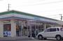 コンビニ　ファミリーマート松阪学園前店（コンビニ）まで109m