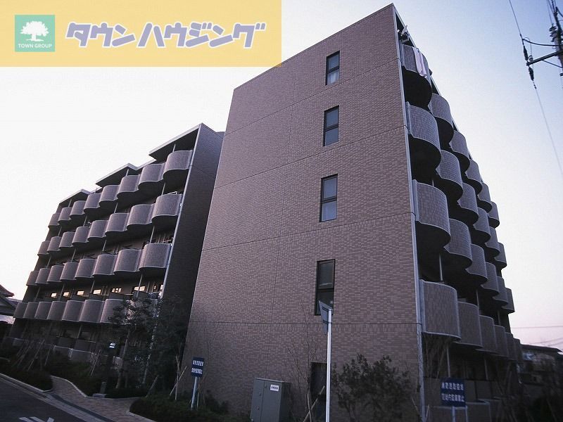 レオパレスパティオの外観写真