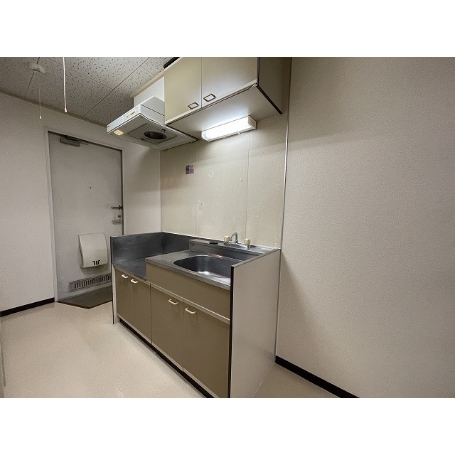 キッチン　他部屋写真
