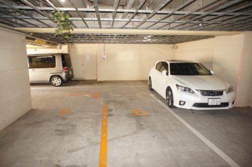 駐車場　駐車場も完備しております！