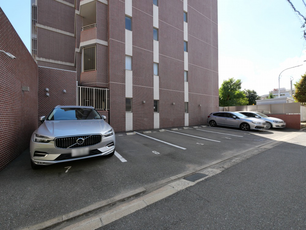 その他　駐車場