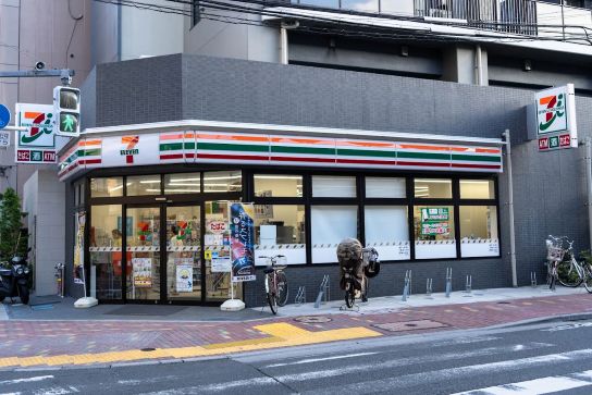 コンビニ　セブンイレブン西蒲田すずらん通り店（コンビニ）まで154m