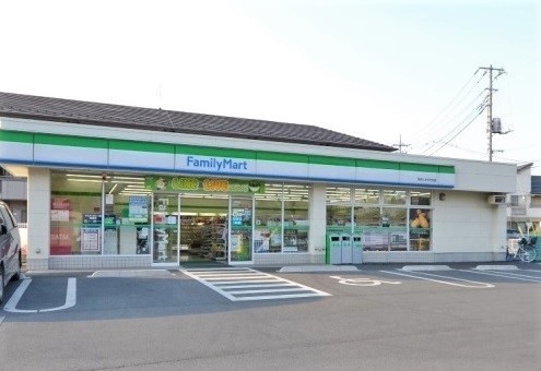 コンビニ　ファミリーマート 所沢くすのき（コンビニ）まで93m