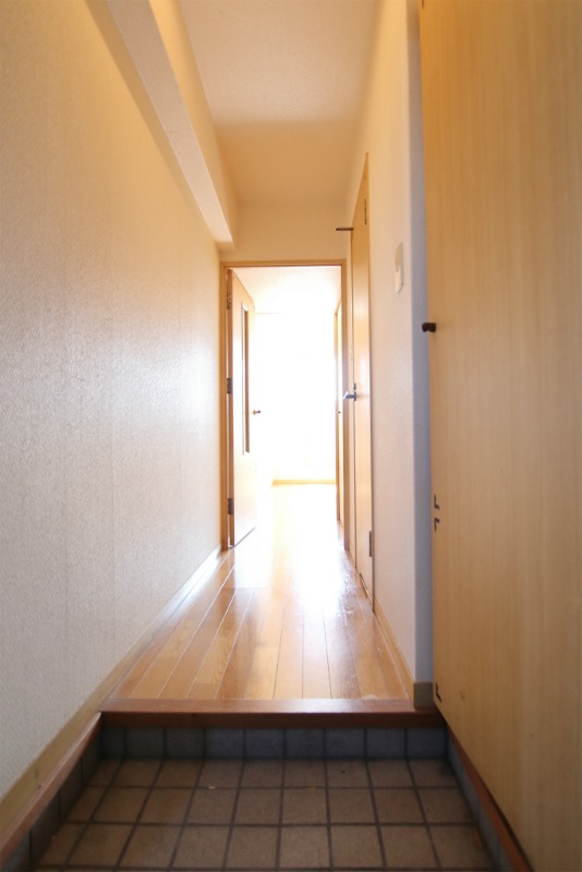 玄関　明るい玄関です
