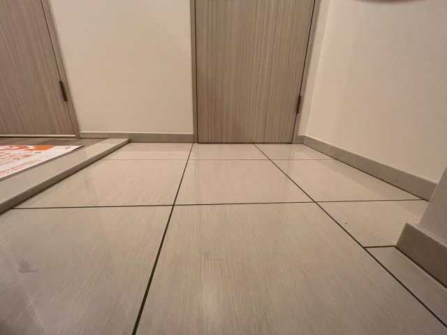 玄関　詳細は、RISUMO江坂本店→06-6155-7137までお