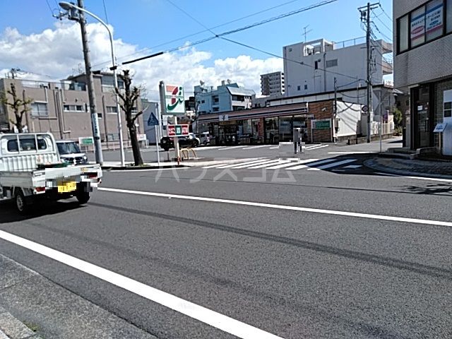 コンビニ　セブンイレブン 富士市御幸町店（コンビニ）まで422m